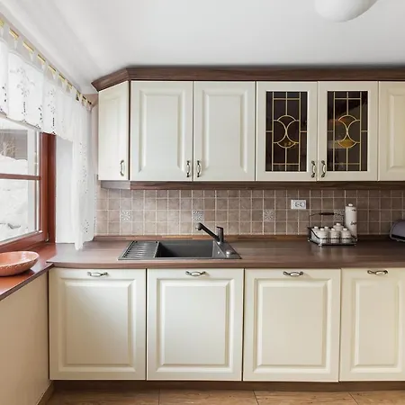 Holiday home Hisa Nasproti Sonca *