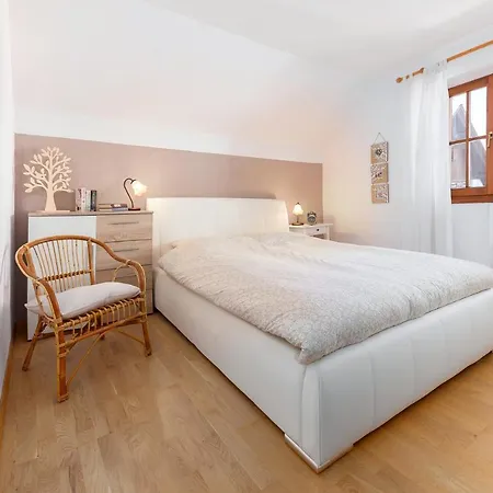 Hisa Nasproti Sonca Semesterbostad *